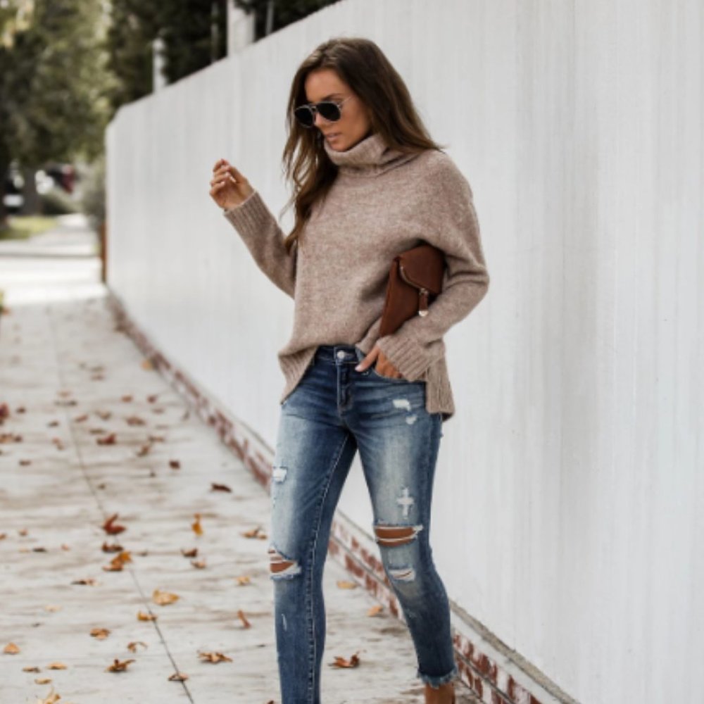 ADELE Chunky Knit Sweater - Picture 4 of 8